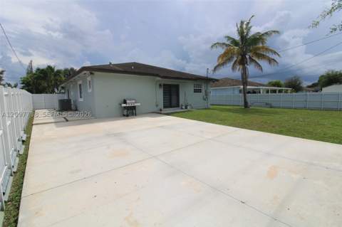 3481 NW 212th St, Miami Gardens FL - photo 16 of 51