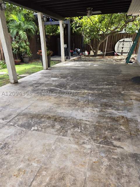 811 NW 133rd Ct, Miami FL - photo 17 of 33