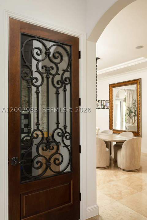 17015 SW 74th Ave, Palmetto Bay FL - photo 10 of 45