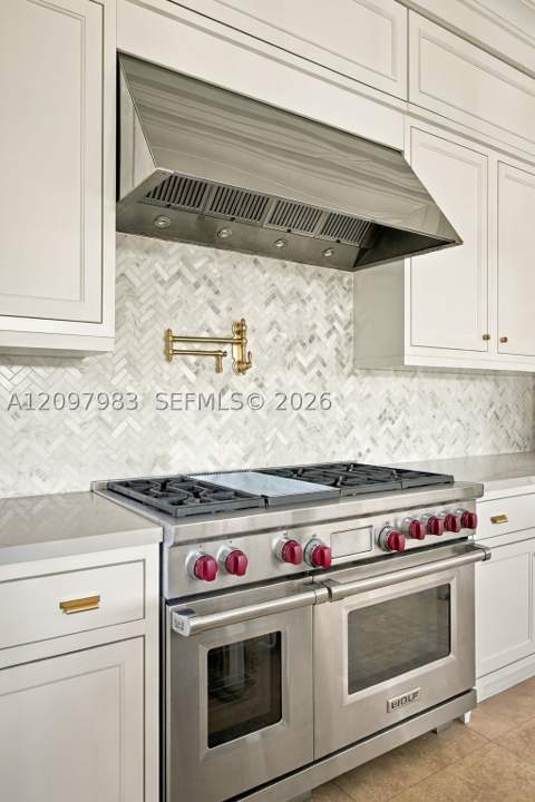 17015 SW 74th Ave, Palmetto Bay FL - photo 16 of 45