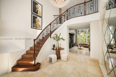 17015 SW 74th Ave, Palmetto Bay FL - photo 6 of 45