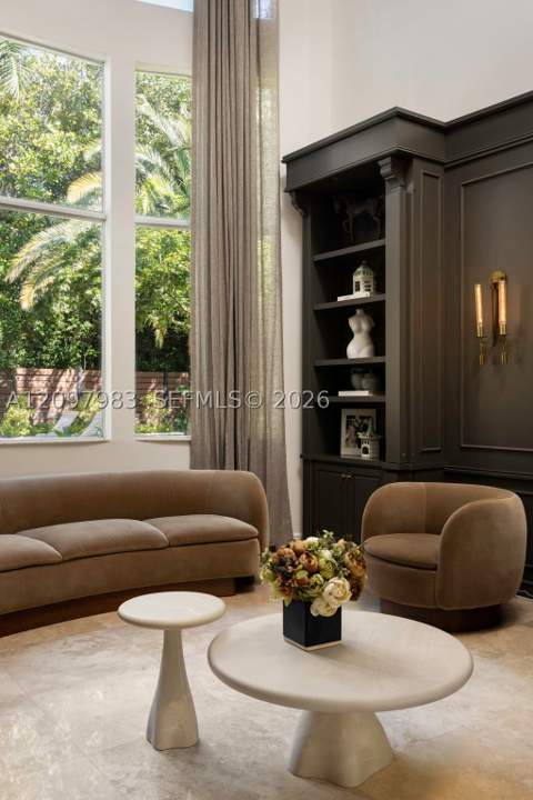 17015 SW 74th Ave, Palmetto Bay FL - photo 9 of 45