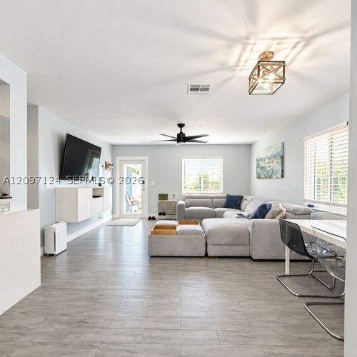 3 bedroom SingleFamilyResidence at 1435 NE 141st St, Biscayne Highlands, North Miami — photo 3