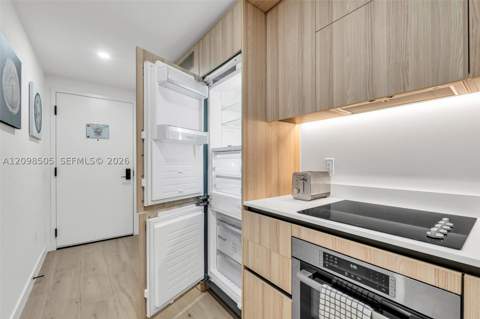 225 N Miami Ave 2208, Miami FL - photo 10 of 39