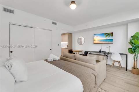 225 N Miami Ave 2208, Miami FL - photo 15 of 39