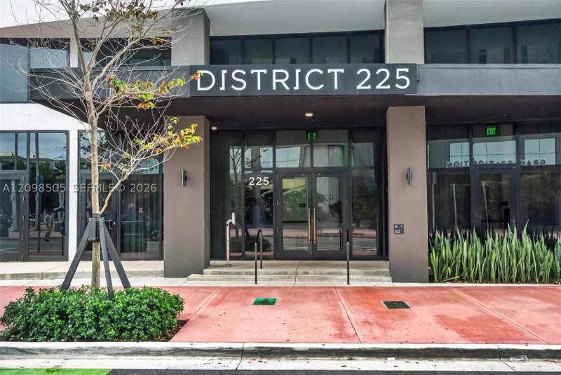 0 bedroom Condominium at 225 N Miami Ave 2208, District 225, Miami — photo 2