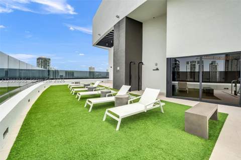 225 N Miami Ave 2208, Miami FL - photo 22 of 39