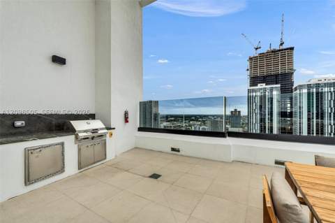 225 N Miami Ave 2208, Miami FL - photo 24 of 39