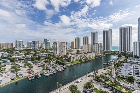 500 Bayview Dr 1631, Sunny Isles Beach FL - photo 6 of 28