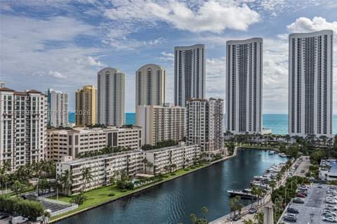500 Bayview Dr 1631, Sunny Isles Beach FL - photo 7 of 28