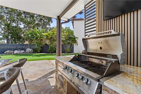 154XX SW 36th Ter, Miami FL - photo 18 of 58