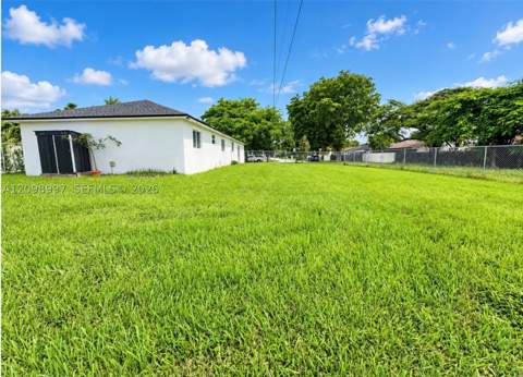 13601 Harrison St, Miami FL - photo 13 of 16