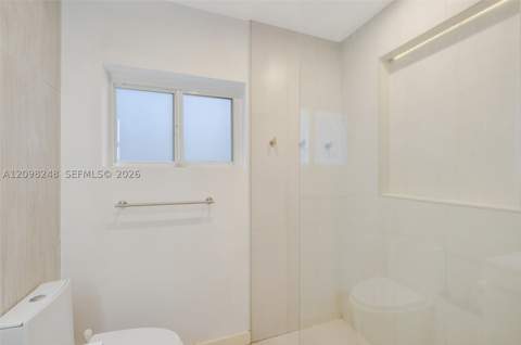 830 NE 72nd St, Miami FL - photo 14 of 18