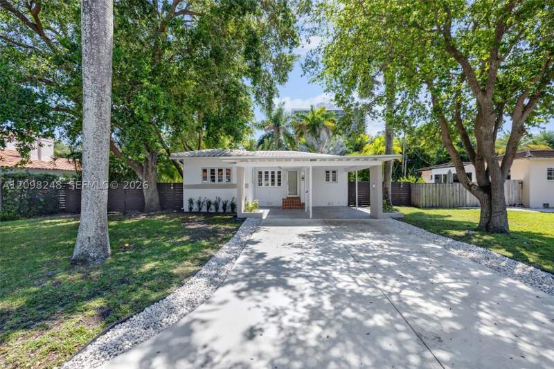 2 bedroom SingleFamilyResidence at 830 NE 72nd St, Washington Place, Miami — photo 5