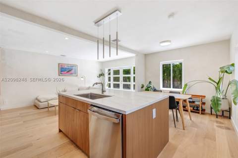 830 NE 72nd St, Miami FL - photo 9 of 18