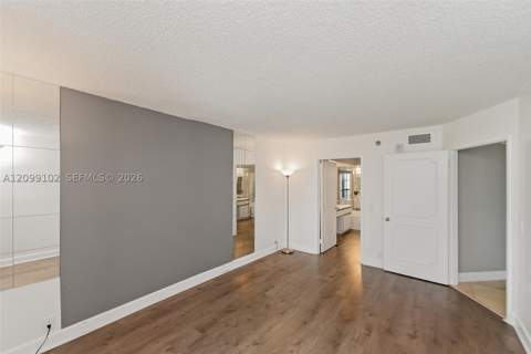 3400 NE 192nd St 1707, Aventura FL - photo 21 of 34