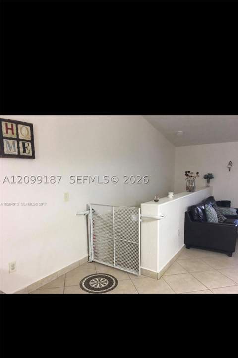 10939 W Okeechobee Rd 201, Hialeah Gardens FL - photo 10 of 16