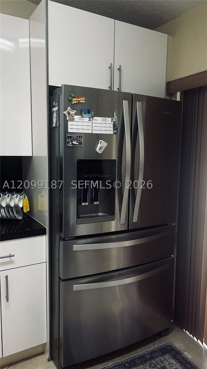 3 bedroom Condominium at 10939 W Okeechobee Rd 201, Garden Villas Condo II, Hialeah Gardens — photo 4
