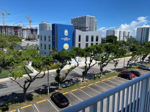 1801 S Treasure Dr 509, North Bay Village FL - photo 12 of 14