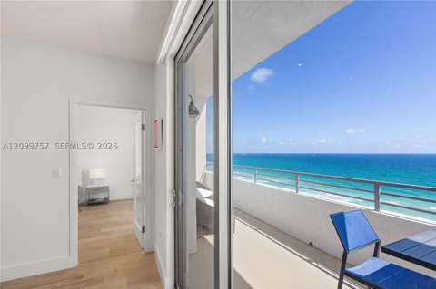 5555 Collins Ave 17J, Miami Beach FL - photo 15 of 27