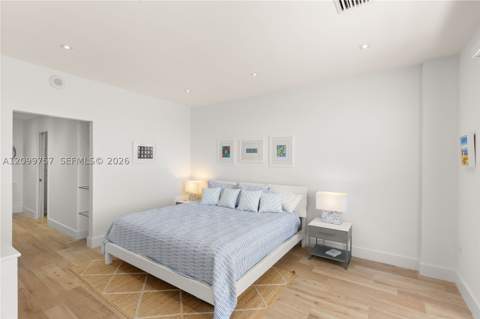 5555 Collins Ave 17J, Miami Beach FL - photo 16 of 27