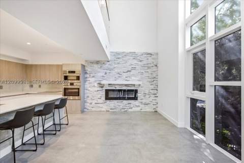 455 NE 39th St 202, Miami FL - photo 15 of 71