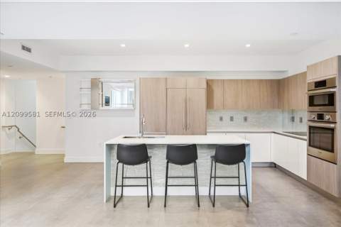 455 NE 39th St 202, Miami FL - photo 20 of 71