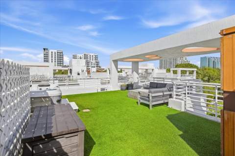 455 NE 39th St 202, Miami FL - photo 6 of 71