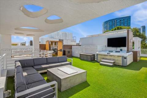 455 NE 39th St 202, Miami FL - photo 8 of 71