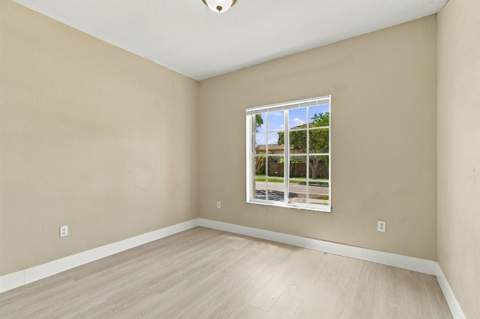 22121 SW 87th Place, Cutler Bay FL - photo 11 of 54