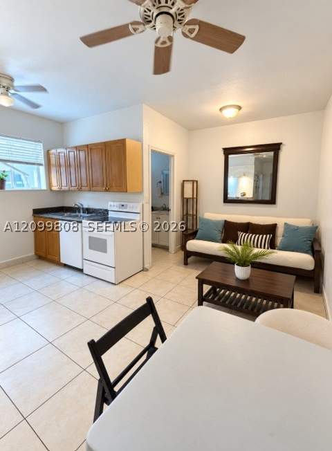 1021 NW 3rd St 305, Miami FL - photo 23 of 23