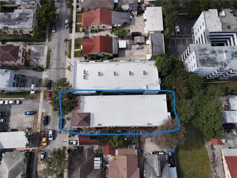 1021 NW 3rd St 206, Miami FL - photo 8 of 17