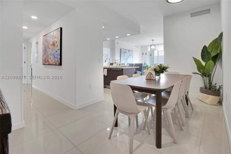 3 bedroom Condominium at 7661 NW 107th Ave 501, Grand Bay Commons South, Doral — photo 4