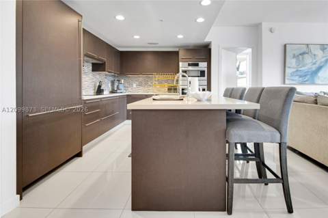 7661 NW 107th Ave 501, Doral FL - photo 6 of 35