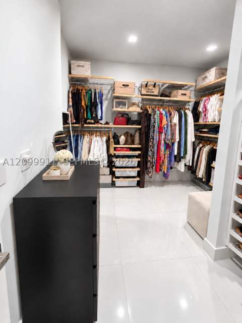 7310 NW 107th Pl, Doral FL - photo 20 of 37