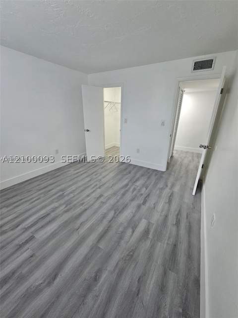 9440 Fontainebleau Blvd 203, Miami FL - photo 11 of 27