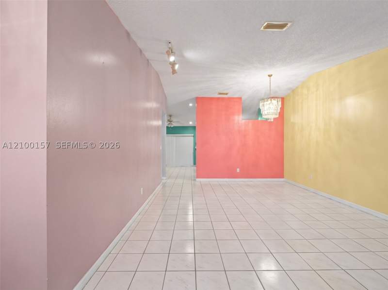 4 bedroom SingleFamilyResidence at 1280 SW 142nd Ave, Monasterio Sub, Miami — photo 3
