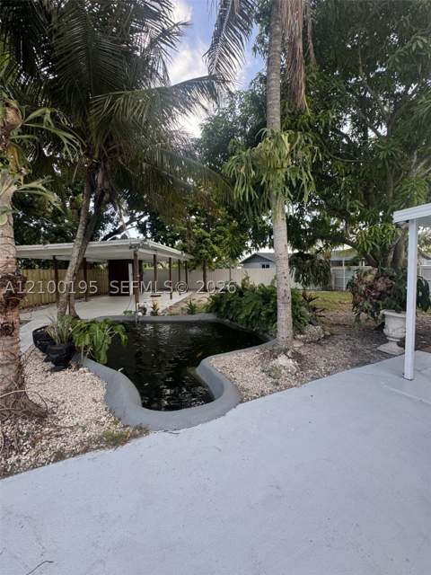 10830 SW 160th St, Miami FL - photo 9 of 47
