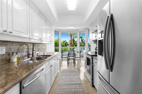 21205 Yacht Club Dr 504, Aventura FL - photo 9 of 65