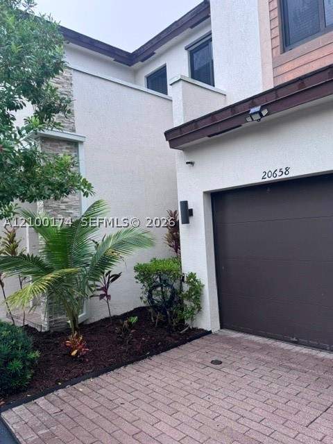 3 bedroom SingleFamilyResidence at 20658 NE 2nd Ct, Via Ventura Neighborhood, Miami — photo 2