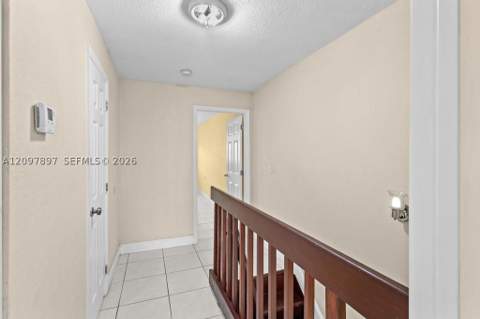 5953 W 28th Ave 24, Hialeah FL - photo 15 of 38