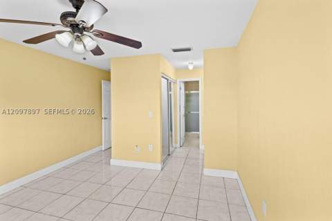 5953 W 28th Ave 24, Hialeah FL - photo 22 of 38