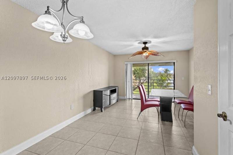 2 bedroom Condominium at 5953 W 28th Ave 24, Vista Del Lago Condo Vii, Hialeah — photo 5