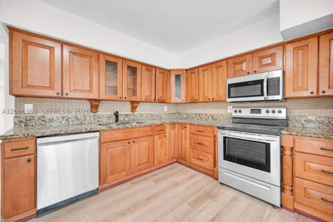 1135 NW 109th St, Miami FL - photo 18 of 44