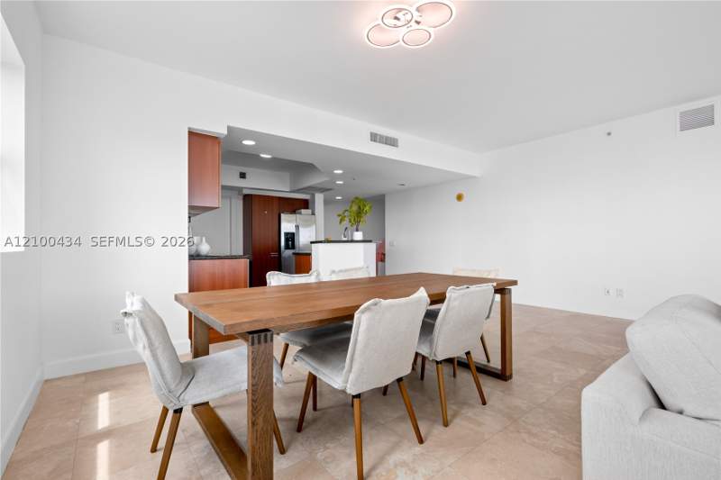 3 bedroom Condominium at 14951 Royal Oaks Ln 709, The Oaks I Condo, North Miami — photo 3