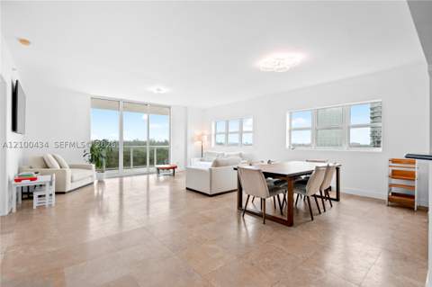 14951 Royal Oaks Ln 709, North Miami FL - photo 7 of 38