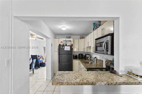 7830 W 8th Ave, Hialeah FL - photo 10 of 32
