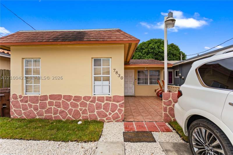 3 bedroom Townhouse at 7830 W 8th Ave, Sub Of, Hialeah — photo 3