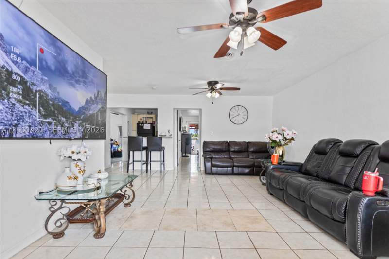 3 bedroom Townhouse at 7830 W 8th Ave, Sub Of, Hialeah — photo 5
