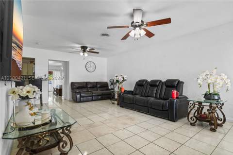 7830 W 8th Ave, Hialeah FL - photo 6 of 32